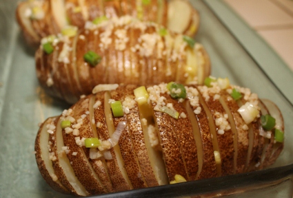 Hasselback Potatoes –